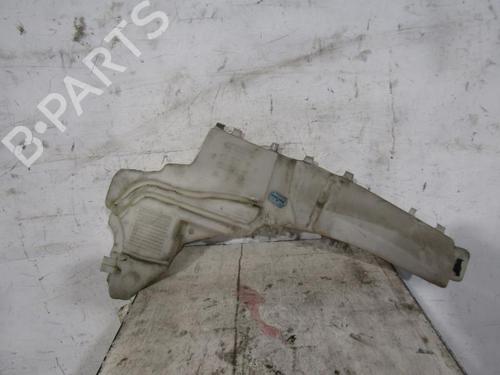 Used Windscreen washer tank FORD FOCUS II Turnier (DA_, FFS, DS) [2004-2012]  25113579
