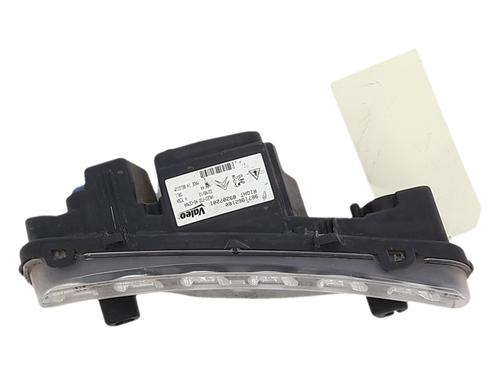 right-daytime-light-citroen-ds3-sa_-2009-2010-2011-2012-2013-2014-2015-2016-38512914 main image