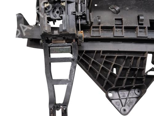 Vergrendeling links voor FORD FOCUS II (DA_, HCP, DP) 2.0 (145 hp) 27934120