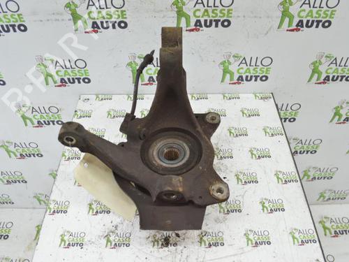 Used Left front steering knuckle Left front steering knuckle RENAULT SAFRANE I (B54_) 2.0 (B540) (105 hp) 25087007 25087007