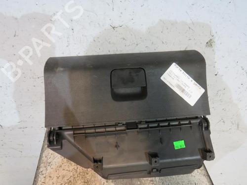 Used Glove box VW POLO (9N_, 9A_) 1.2 12V (64 hp) 25066448