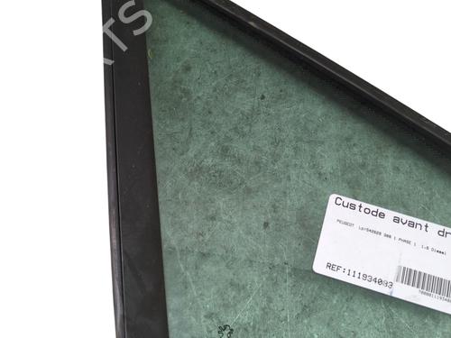 Front right quarter glass PEUGEOT 308 I (4A_, 4C_) 1.6 HDi | BP29326989C112 