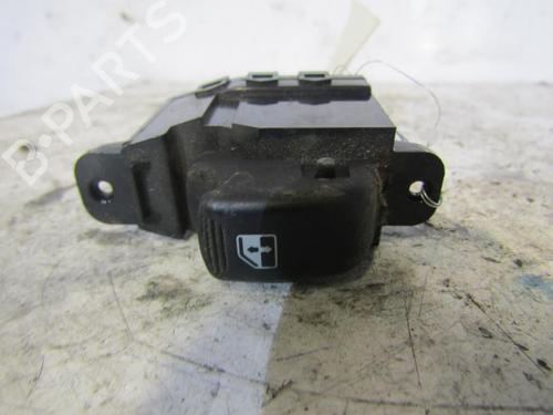 Used Right rear window switch HYUNDAI SANTA FÉ I (SM) 2.0 CRDi 4x4 (113 hp) 25105879