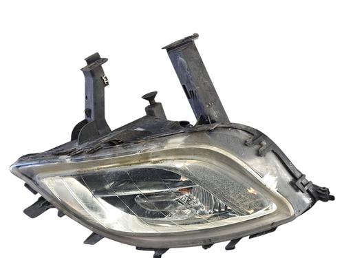 Used Right front fog light OPEL ASTRA H (A04) [2004-2014]  25075321