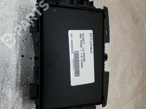 Used Display monitor Display monitor PEUGEOT 308 I (4A_, 4C_) 1.6 HDi (109 hp) 10575859 10575859