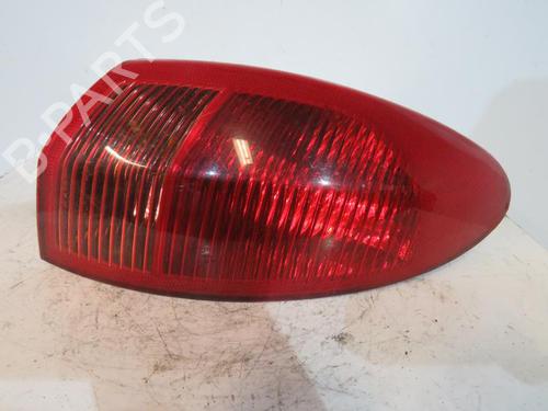Used Right taillight Right taillight ALFA ROMEO 147 (937_) 1.9 JTD (937.AXD1A, 937.BXD1A, 937.AXV1A, 937.BXB1A,... (115 hp) 25095230 25095230