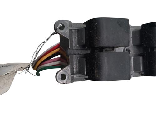 Left front window switch TOYOTA YARIS (_P13_) 1.5 Hybrid (NHP130_, NHP130) | BP29759889I27