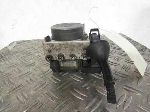 Used ABS pump ABS pump RENAULT MODUS / GRAND MODUS (F/JP0_) 1.5 dCi (FP0G, JP0G) (68 hp) 10591189 10591189