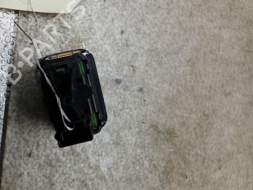 Used Right rear window switch Right rear window switch MERCEDES-BENZ C-CLASS (W204) C 220 CDI (204.008) (170 hp) 25092874 25092874