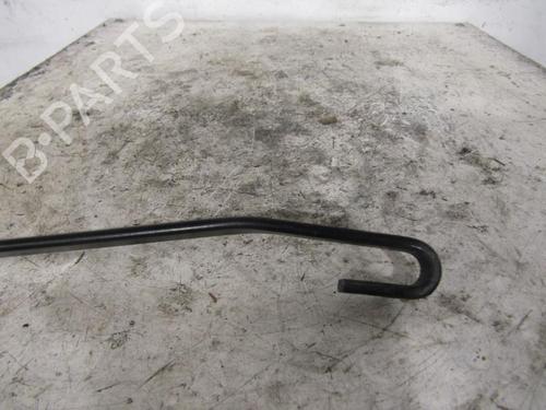 front-windshield-wiper-arm-dacia-lodgy-js_-2012-25263176 main image