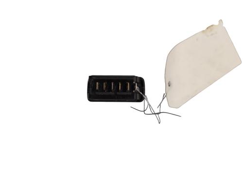 Used Left front window switch Left front window switch RENAULT CLIO II (BB_, CB_) 1.4 16V (B/CB0P, BB13) (98 hp) 30392187 30392187