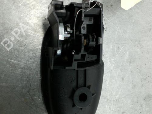 Used Front right interior door handle TOYOTA YARIS (_P13_) [2010-2020]  25104150