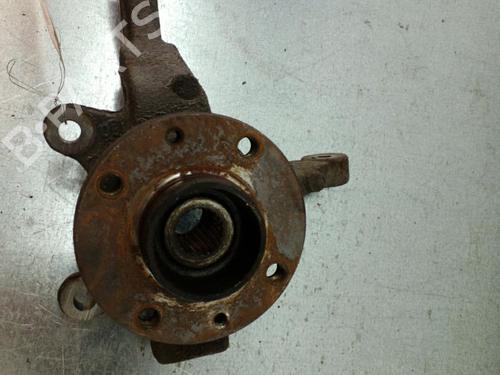 Used Left front steering knuckle NISSAN NOTE (E11, NE11) 1.5 dCi (86 hp) 25077634