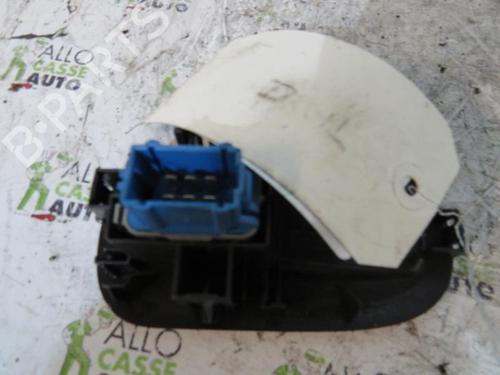Used Right front window switch Right front window switch RENAULT KANGOO Express (FW0/1_) 1.5 dCi 70 (FW0A, KW0V) (68 hp) 25086539 25086539