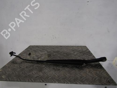 Used Front windshield wiper arm SEAT TOLEDO II (1M2) 1.9 TDI (110 hp) 25113258