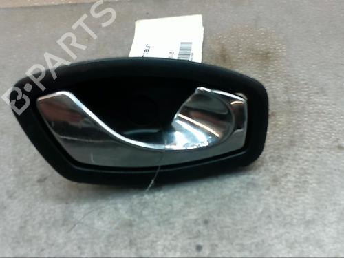 Højre fortil invendig håndtag RENAULT MEGANE III Hatchback (BZ0/1_, B3_) 1.2 TCe (BZ2B, BZ11) (116 hp) 25110831