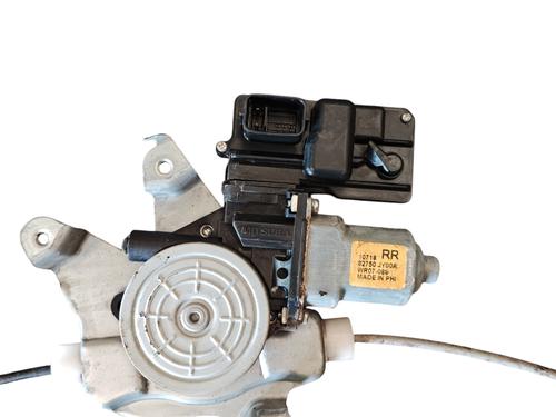 Used Rear right window mechanism RENAULT KOLEOS I (HY_) 2.0 dCi 4x4 (HY0K) (150 hp) 25921046