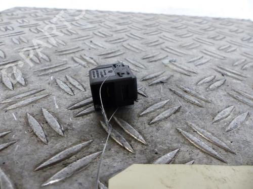 Right front window switch VW GOLF IV (1J1) 1.6 | BP25108399I26 
