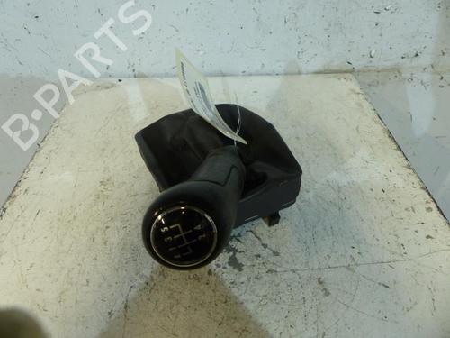 Used Gear lever VW POLO (9N_, 9A_) 1.2 12V (64 hp) 25067660