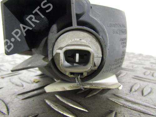 Used Left front indicator Left front indicator TOYOTA RAV 4 II (_A2_) 2.0 D 4WD (CLA20_, CLA21_, CLA20R, CLA21R) (116 hp) 25080274 25080274