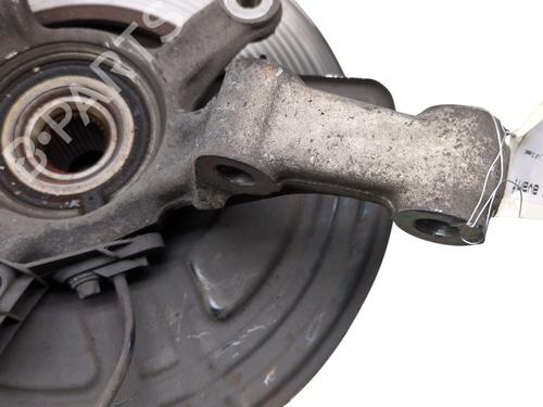 Used Right front steering knuckle Right front steering knuckle MERCEDES-BENZ B-CLASS Sports Tourer (W246, W242) B 180 CDI (246.200) (109 hp) 28544678 28544678