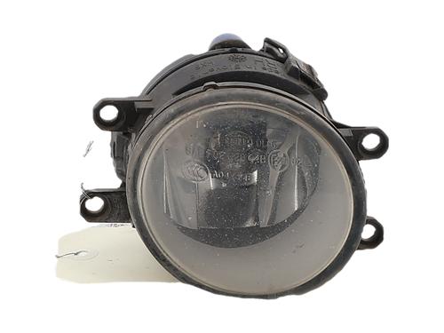 right-front-fog-light-toyota-verso-_r2_-2009-2010-2011-2012-2013-2014-2015-2016-2017-2018-36954857 main image