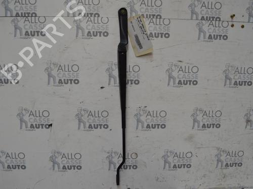 Used Front windshield wiper arm AUDI A3 (8L1) 1.9 TDI (110 hp) 25087097
