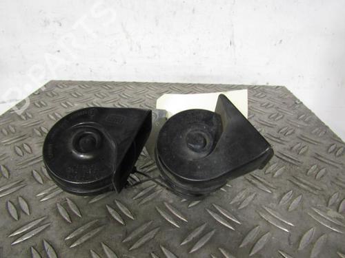 Used Horn RENAULT LAGUNA II (BG0/1_) 2.0 16V (BG00, BG0K, BG0P, BG0W) (135 hp) 25108361