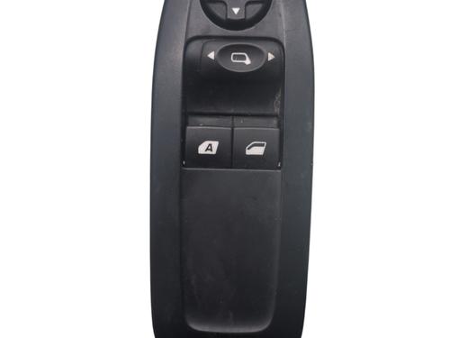 Used Left front window switch PEUGEOT 208 I (CA_, CC_) 1.6 HDi (92 hp) 30113500