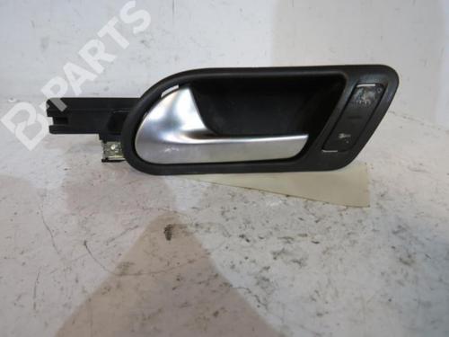 Used Front left interior door handle Front left interior door handle VW GOLF V (1K1) 1.9 TDI (105 hp) 10601664 10601664