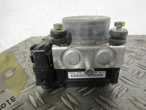 Used ABS pump ABS pump RENAULT MODUS / GRAND MODUS (F/JP0_) 1.5 dCi (FP0F, JP0F) (86 hp) 25108329 25108329