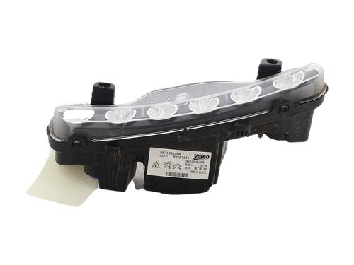 Used Left daytime light Left daytime light 39258687 39258687