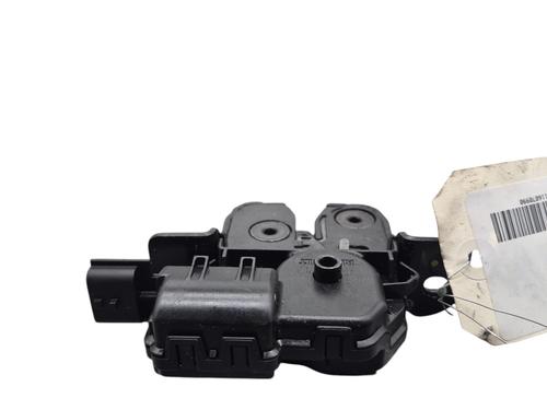 Used Tailgate lock RENAULT CLIO IV (BH_) 1.5 dCi 75 (75 hp) 30576822