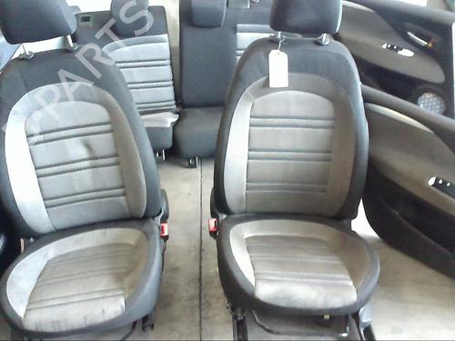 Used Seats set Seats set FIAT PUNTO EVO (199_) 1.3 D Multijet (199AXC1A, 199BXC1A, 199AXT1A, 199BXT1A) (75 hp) 25068347 25068347
