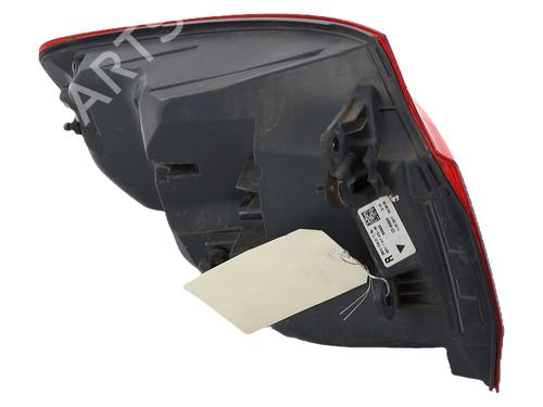 right-taillight-bmw-3-f30-f80-2011-2012-2013-2014-2015-2016-2017-2018-36421370 main image