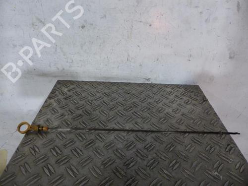 outra-nissan-primera-hatchback-p12-2002-25080214 main image