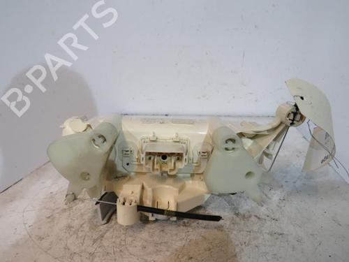 climate-control-toyota-corolla-_e12_-2001-2002-2003-2004-2005-2006-2007-2008-25112916 main image