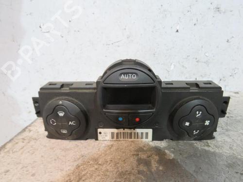 Used Climate control RENAULT MEGANE II (BM0/1_, CM0/1_) [2001-2012]  25066852