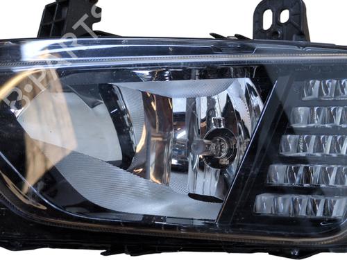 Right front fog light VW POLO VI (AW1, BZ1, AE1) 1.0 MPi | BP27543502C31 