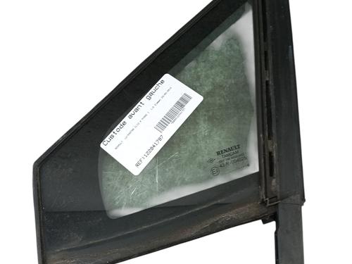 front-left-quarter-glass-renault-clio-iv-bh_-2012-2013-2014-2015-2016-2017-2018-2019-2020-2021-33304831 main image