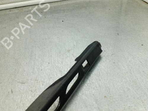 Front windshield wiper arm BMW 5 Touring (E61) 525 d | BP25077903C143 