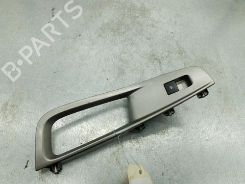Used Right rear window switch CHEVROLET ORLANDO (J309) 2.0 D (163 hp) 25063123