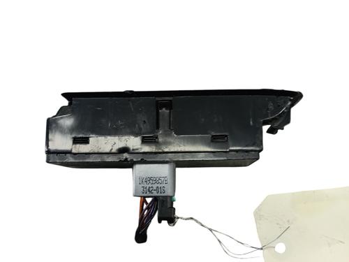 Venstre fortil elrude kontakt VW POLO V (6R1, 6C1) 1.2 (70 hp) 32195916