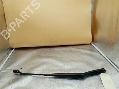 Used Front windshield wiper arm SEAT LEON (5F1) 2.0 TDI (150 hp) 25063351