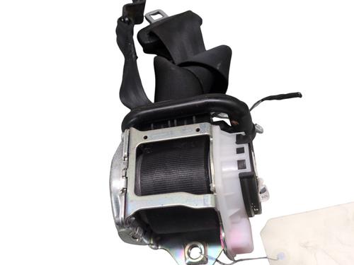 Used Front right seatbelt VW POLO VI (AW1, BZ1, AE1) 1.0 MPi (80 hp) 32500531