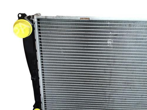 Used Water radiator BMW 1 (E87) 118 d (143 hp) 30479256
