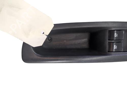 Left front window switch RENAULT CLIO II (BB_, CB_) 1.5 dCi (B/C2J) | BP28211613I27 