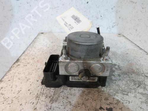 Used ABS pump FIAT GRANDE PUNTO (199_) 1.3 D Multijet (75 hp) 25109070