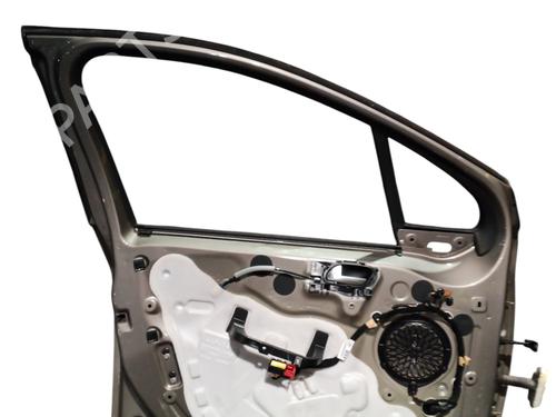 Left front door PEUGEOT 208 I (CA_, CC_) 1.2 VTI 82 | BP30891186C2