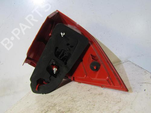 Used Left taillight Left taillight PEUGEOT 1007 (KM_) 1.4 (75 hp) 25111873 25111873